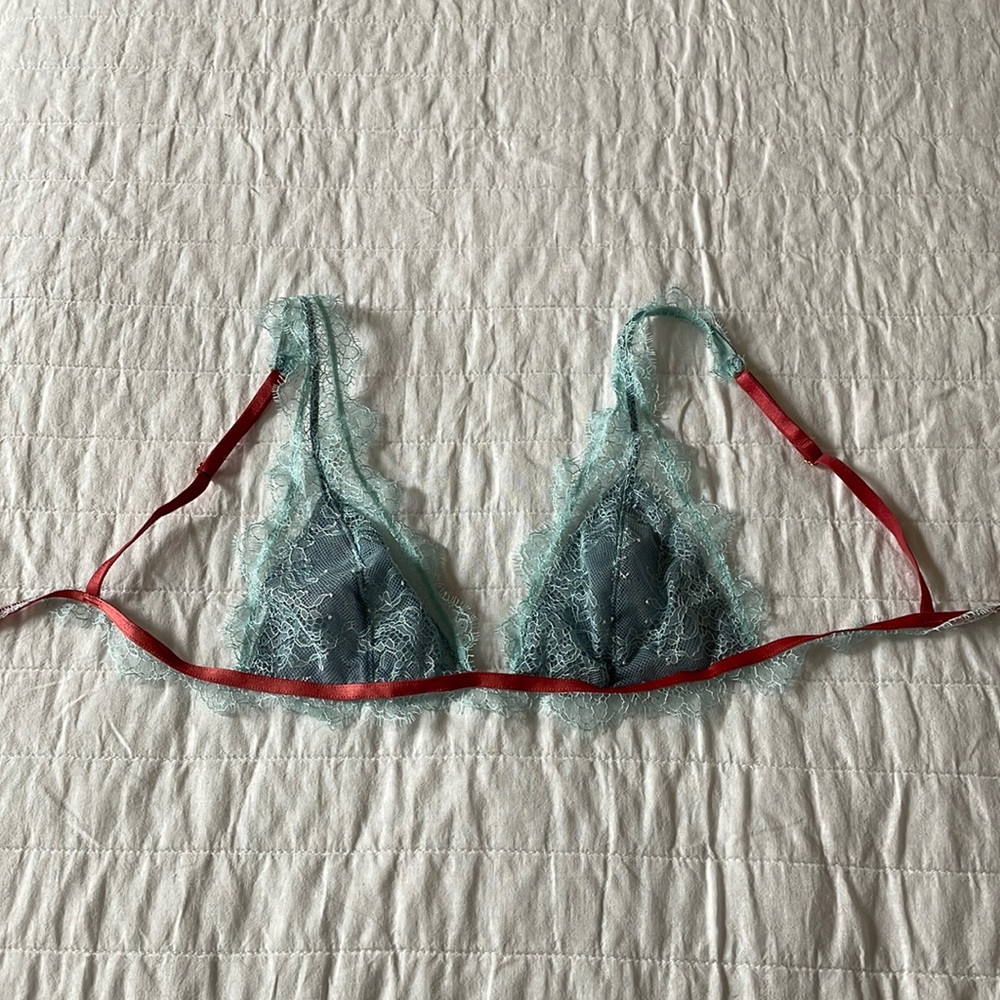 VS bralette